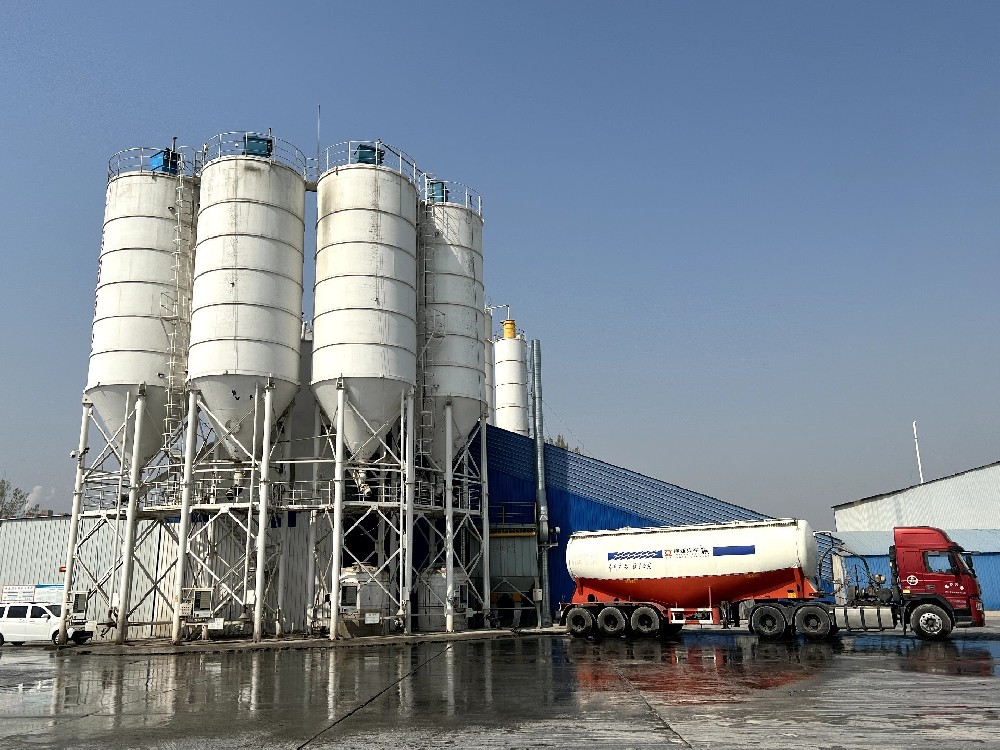 溫馨提示：如何提高冬季養(yǎng)護(hù)質(zhì)量，正確理解防凍劑。