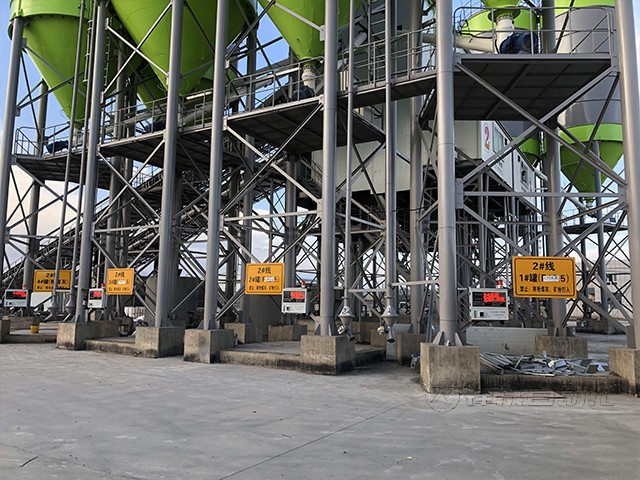 阿克蘇地區(qū)庫(kù)車市鑫宇青松粉料倉(cāng)料位計(jì)監(jiān)測(cè)系統(tǒng)案例