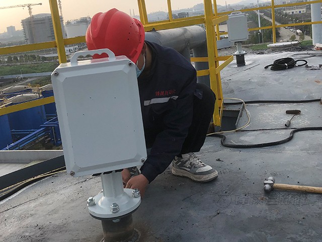 測量粉料料倉料位的設(shè)備是什么