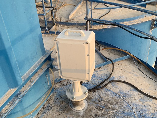 接觸式料位計(jì)是否適合攪拌站使用？